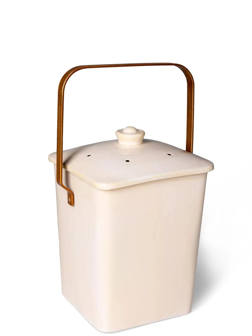 Clean Contemporary Compost Pail - Image 3